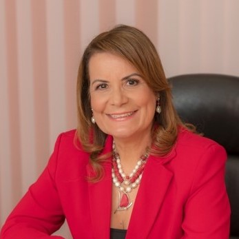 Sylvia Gudiño Fernández Sylvia Gudiño Fernández